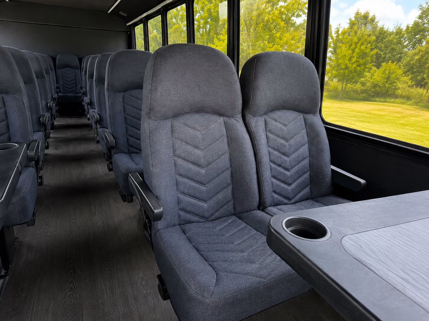 book a wine tour bus rental in lakeland for corporate groups and private events