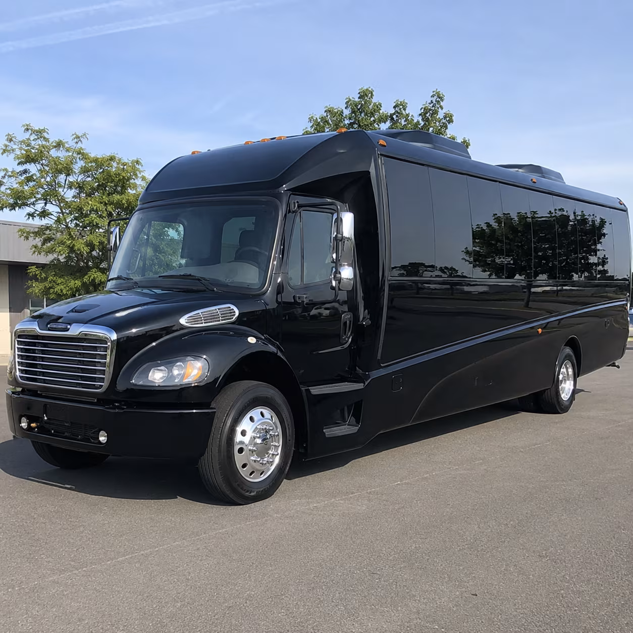 lakeland 25 passenger minibus