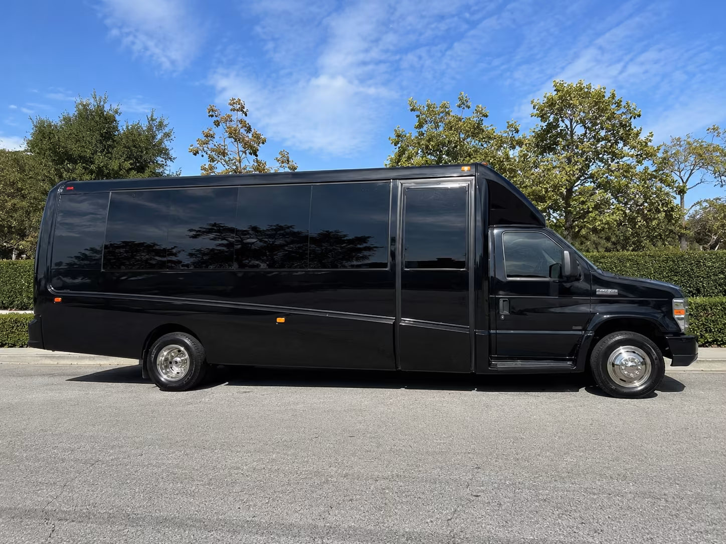lakeland concert transportation onboard seating