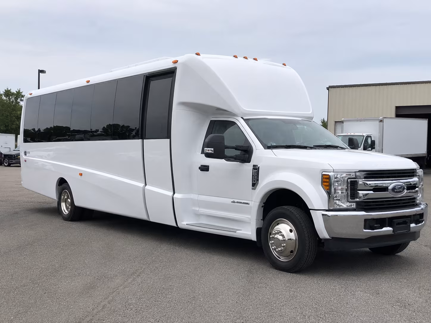 lakeland sporting event transportation onboard seating