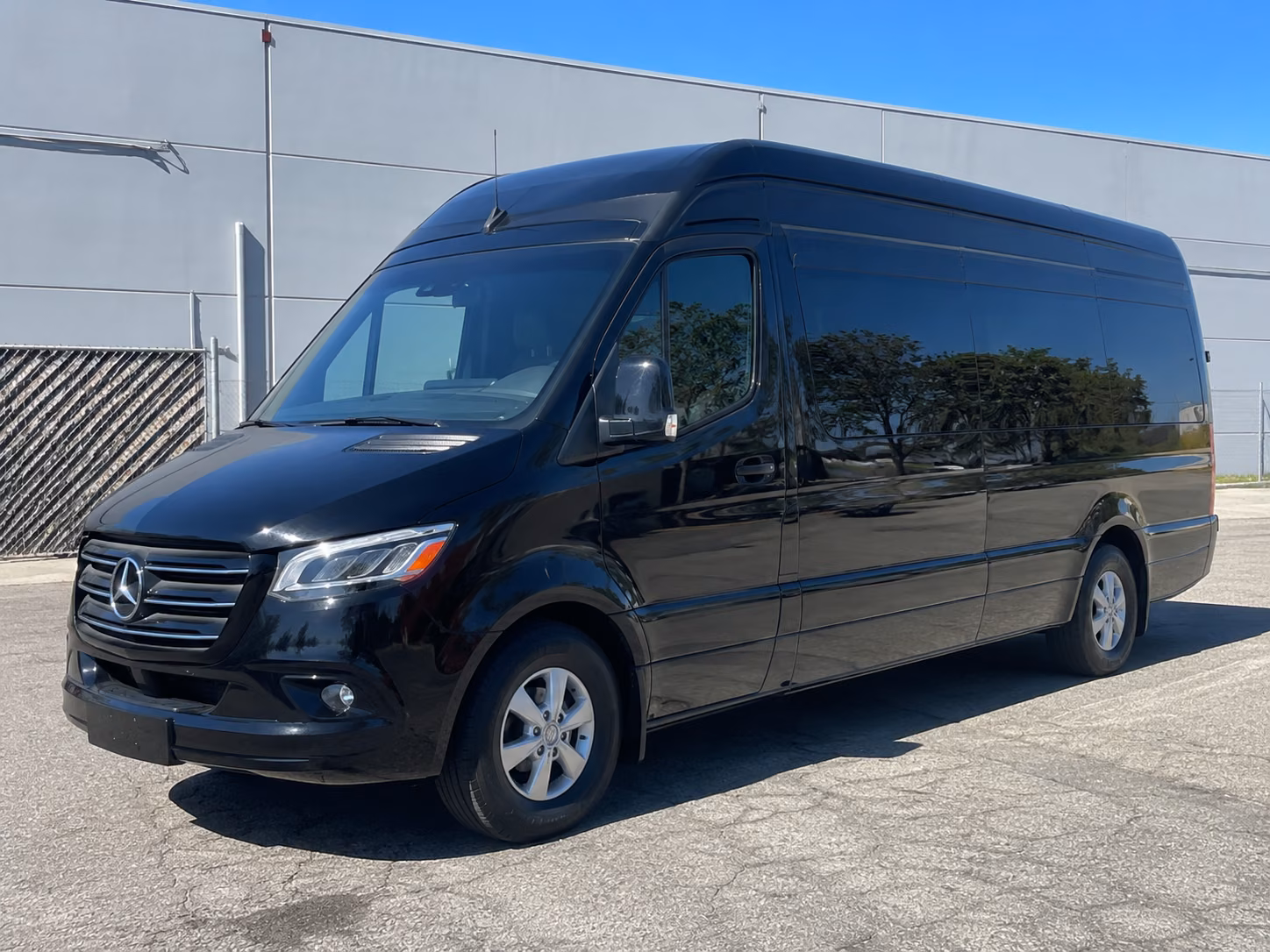lakeland sprinter van with driver