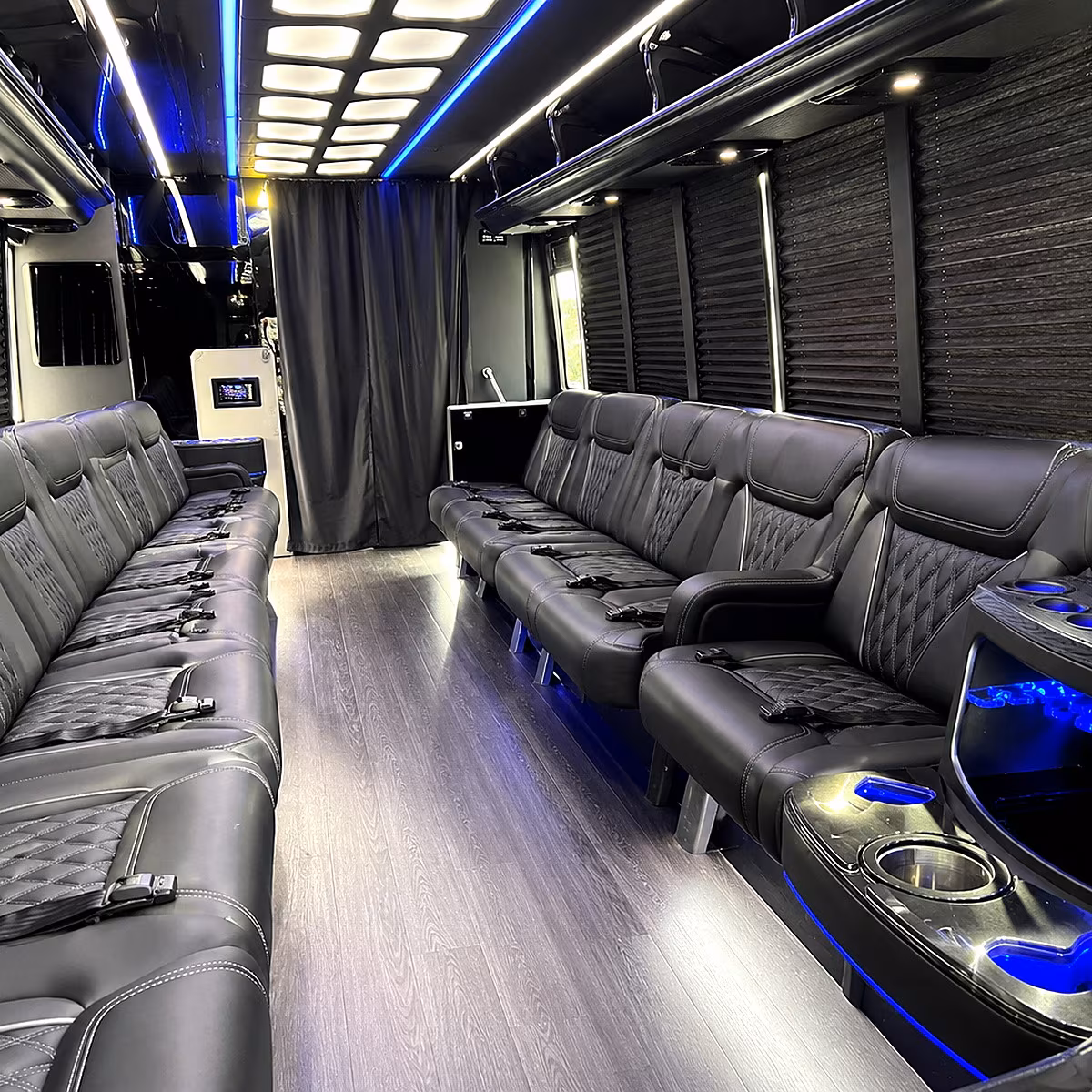 party buses for bachelorette wine tours around lakeland