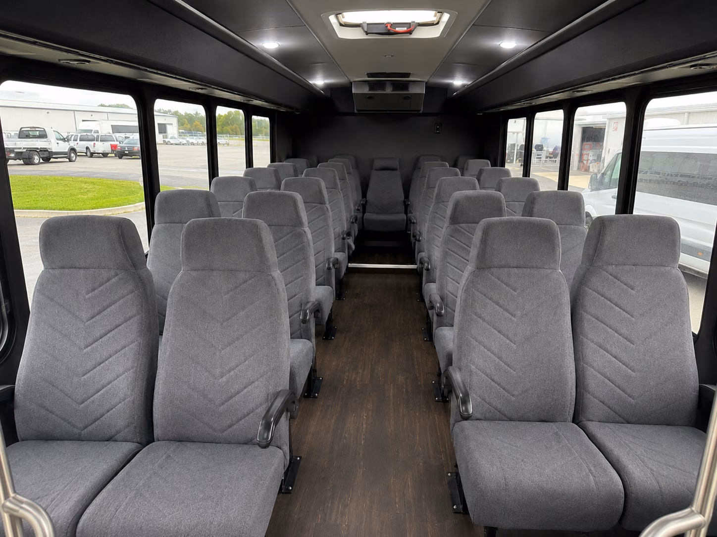 wedding guest shuttle buses between lakeland hotels and your venue